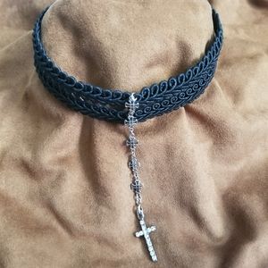 🖤 Women's Black Cross Neck Choker